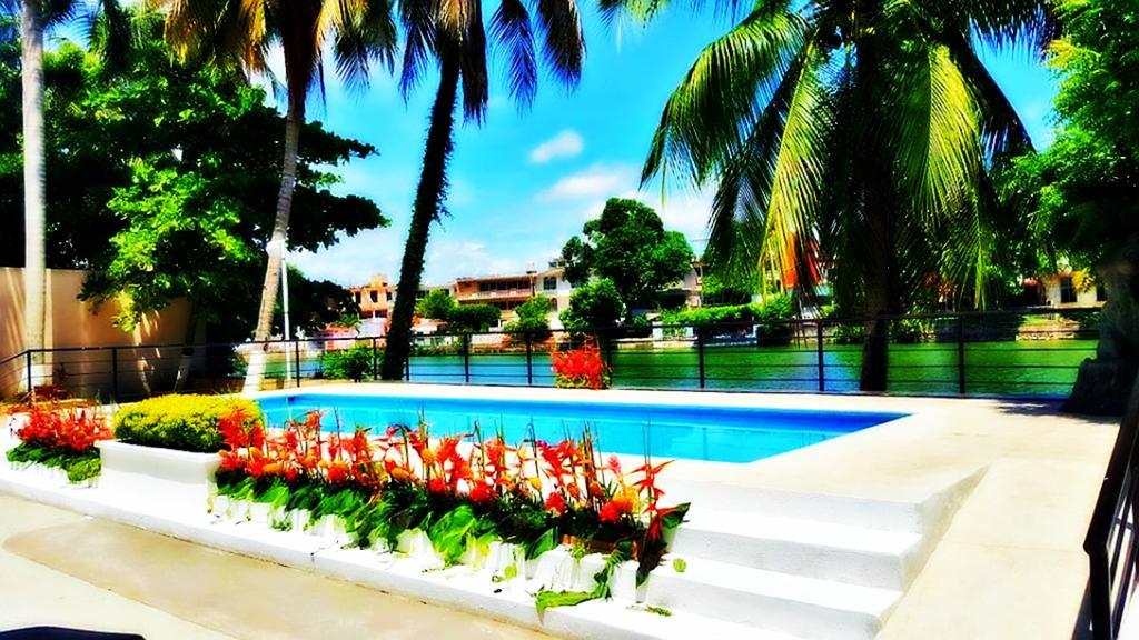 Hotel Graham วิลลาเฮอโมซา ภายนอก รูปภาพ