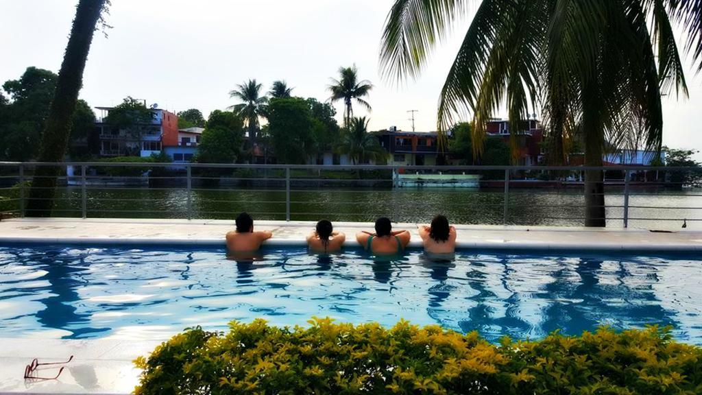 Hotel Graham วิลลาเฮอโมซา ภายนอก รูปภาพ