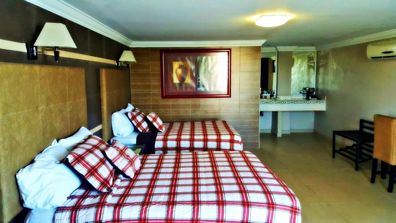 Hotel Graham วิลลาเฮอโมซา ภายนอก รูปภาพ