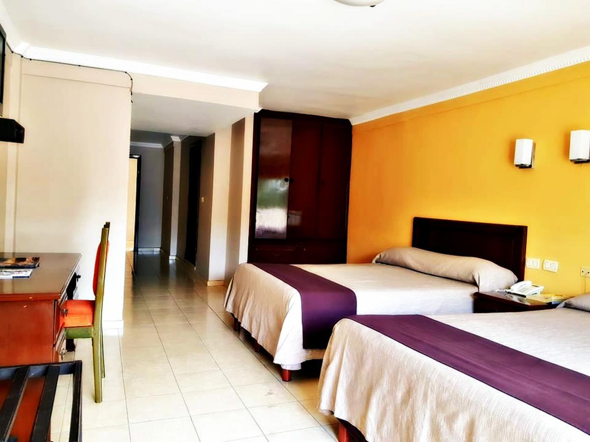 Hotel Graham วิลลาเฮอโมซา ภายนอก รูปภาพ