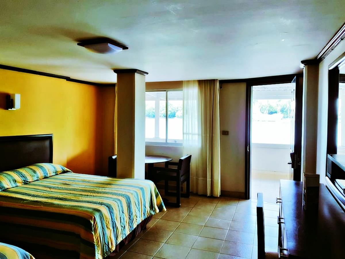 Hotel Graham วิลลาเฮอโมซา ภายนอก รูปภาพ